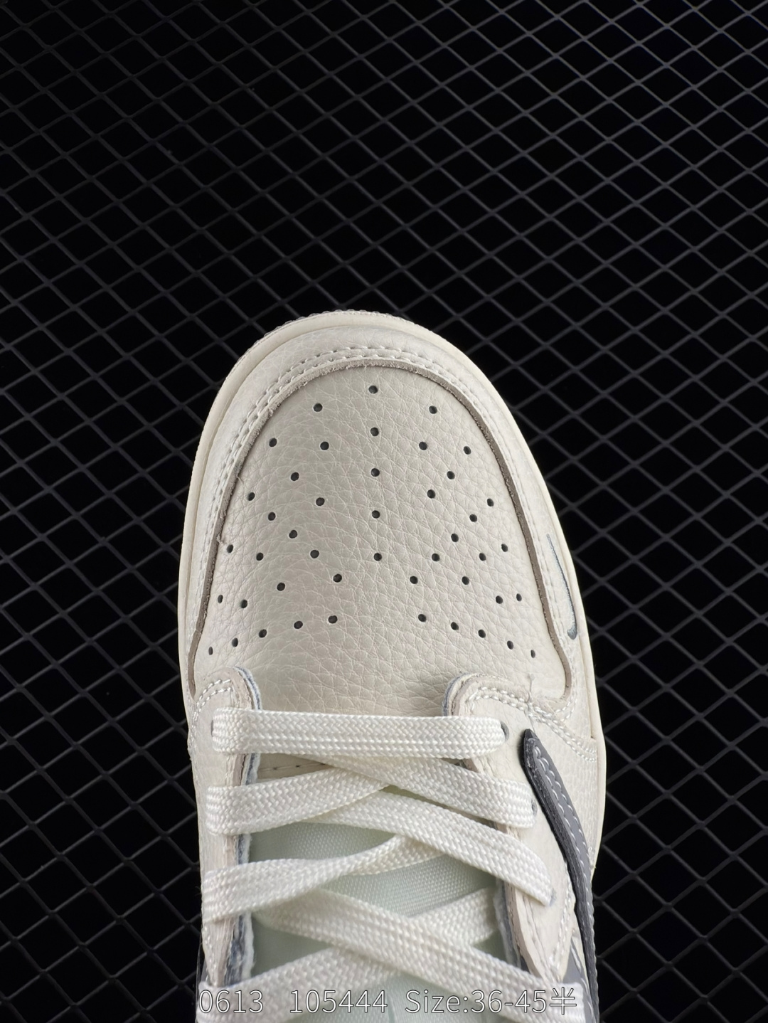 Travis Scott x Air Jordan 1 ” Reverse Mocha “